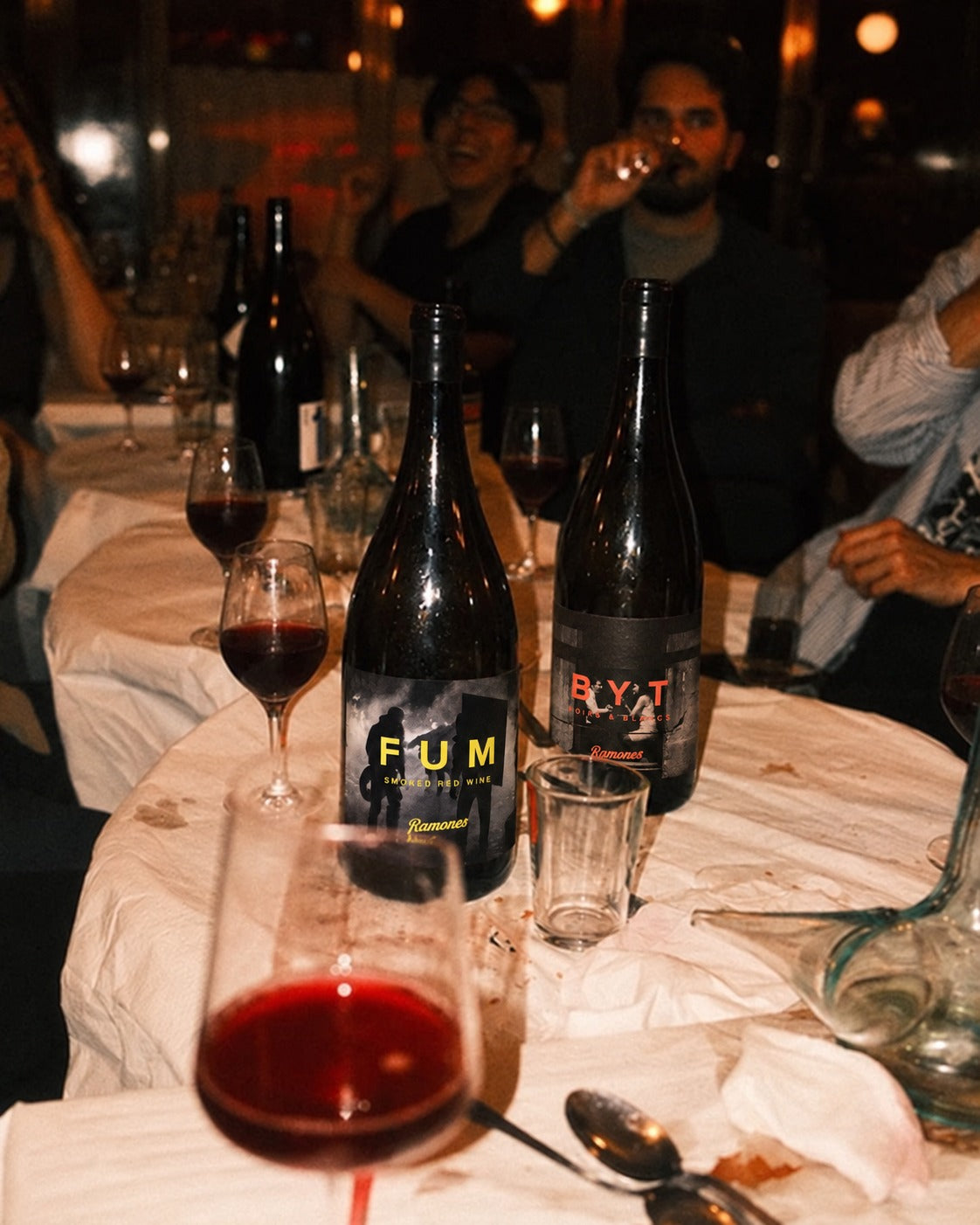 FUM y BYT durante una cena entre amigos
